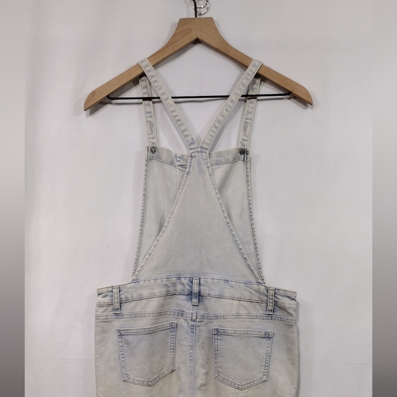 NWT Cat & Jack Girls’ Light Wash Denim Jean Pants Buckle Overalls XL Blue - Picture 4 of 8